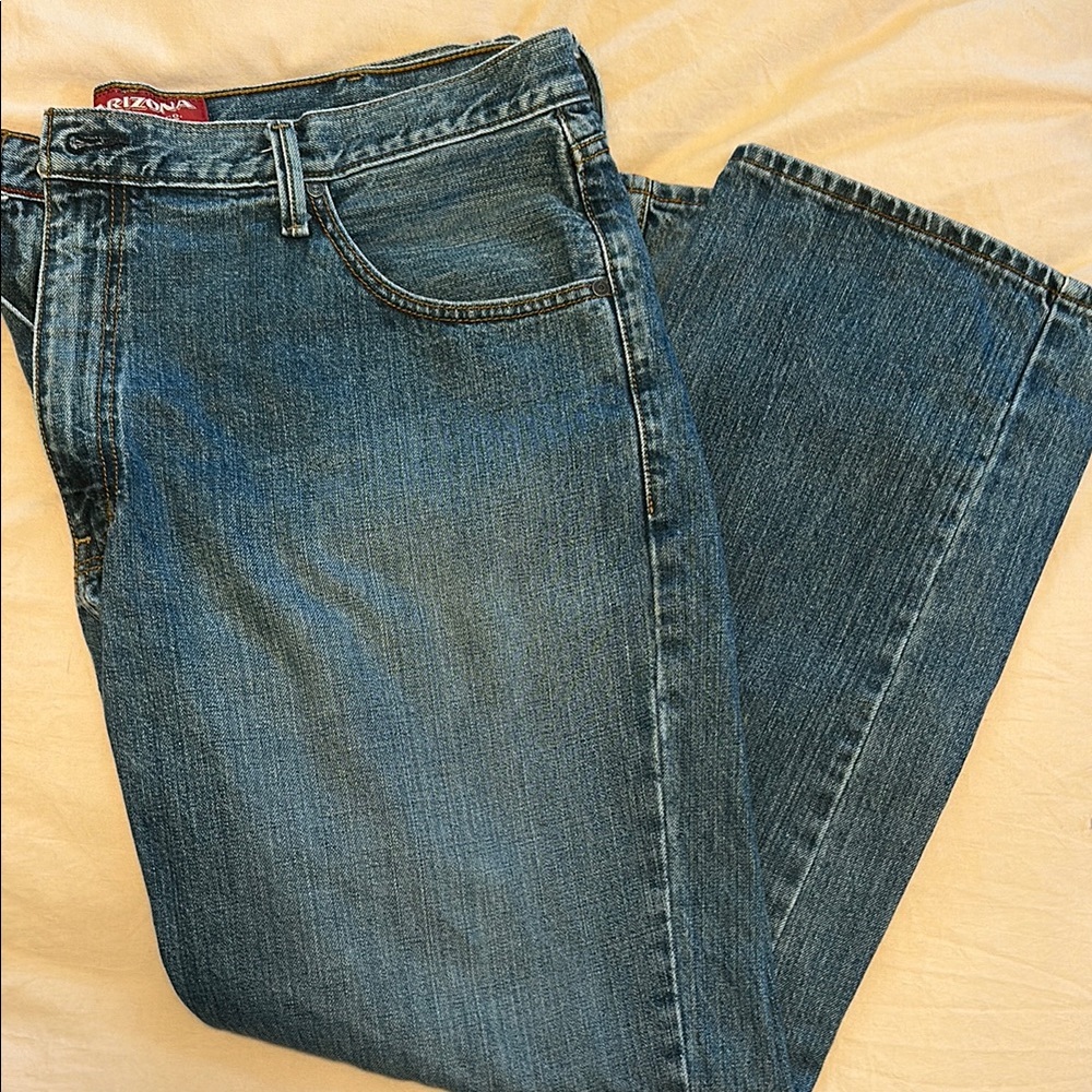 Arizona Jean Company Blue Relaxed Straight Jeans